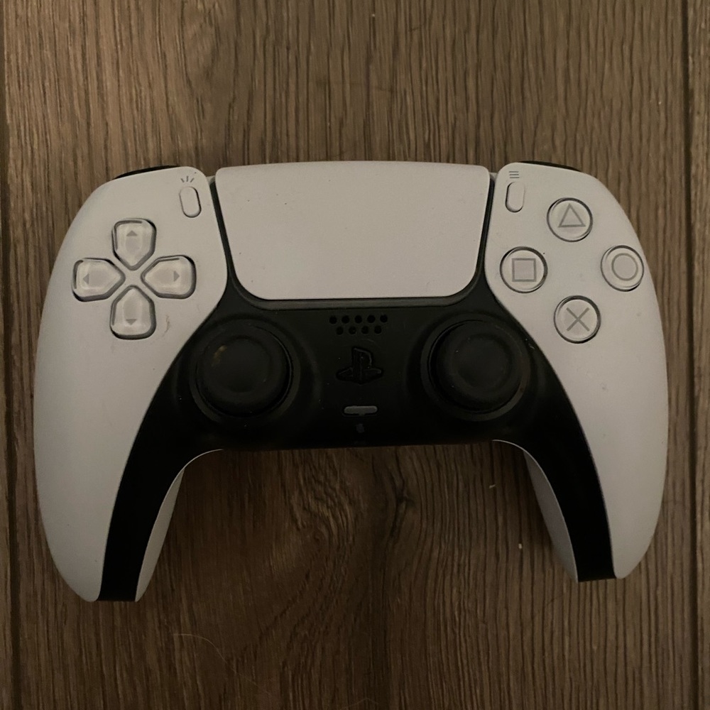 Ps5 controller with charger